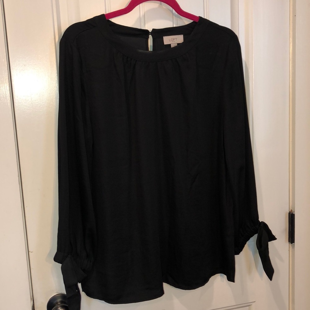 Loft Silk Blouse - black only worn once - M